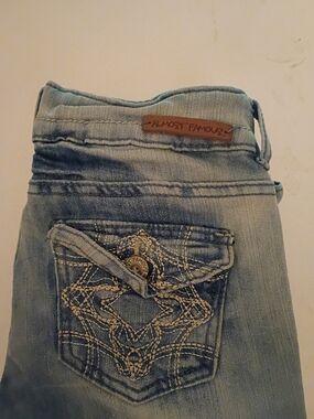 Almost Famous Women's Light Wash Embroidered Jeans